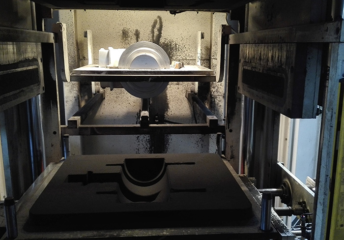 雙側(cè)面射砂